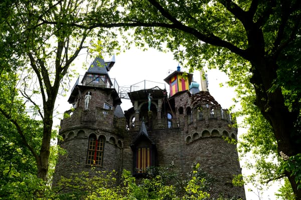 Le château d'Olt Stoutenburght à Blesdijke aux Pays-Bas, le 6 mai 2024