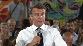 Emmanuel Macron à Marseille: "On va développer, dans plusieurs des quartiers, des classes prépa"