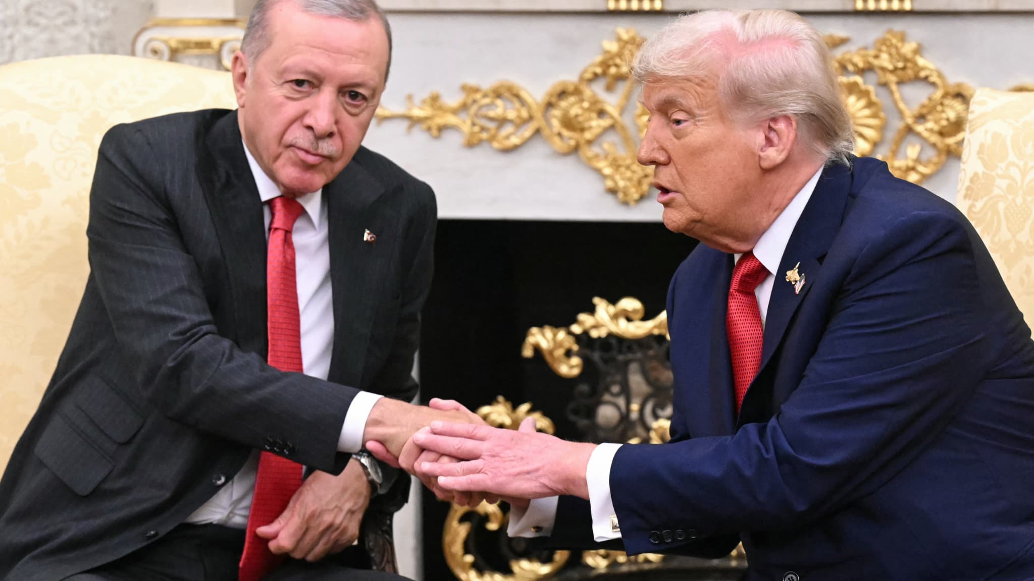 DONALD TRUMP AFFIRME QUE RECEP TAYYIP ERDOGAN "EN SAIT PLUS QUE QUICONQUE SUR LES ÉLECTIONS TRUQUÉES"