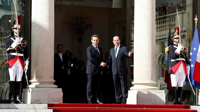 Nicolas Sarkozy et François Hollande ce mardi à l'Elysée