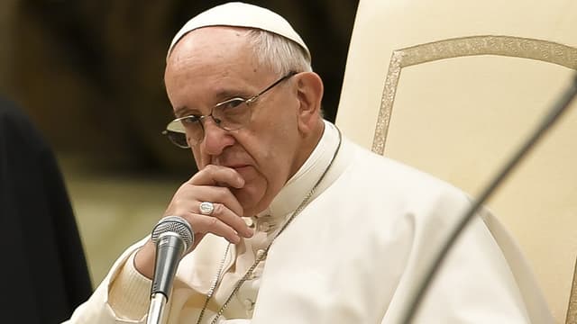 Les 34 évêques chiliens ont remis leur démission après le scandale de pédophilie qui éclabousse l'église chilienne.