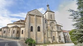L'église médiévale Saint-Hilaire-le-Grand à Poitiers.