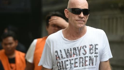 Le Britannique David Fox, ancien correspondant de guerre, avant le début de son procès pour possession de quelques grammes de haschisch, le 9 mars 2017 à Bali, en Indonésie