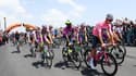 Les concurrents du Tour d'Italie au départ de la 4e étape à Avola, le 10 mai 2022