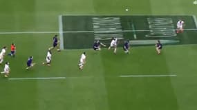 Le petit coup de pied de Mathieu Bastareaud