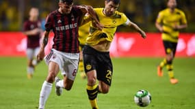 Patrick Cutrone et Sokrátis Papastathópoulos 