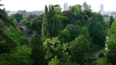 Le parc des Buttes-Chaumont (19e) sera ouvert toute la nuit du 6 juillet au 2 septembre.