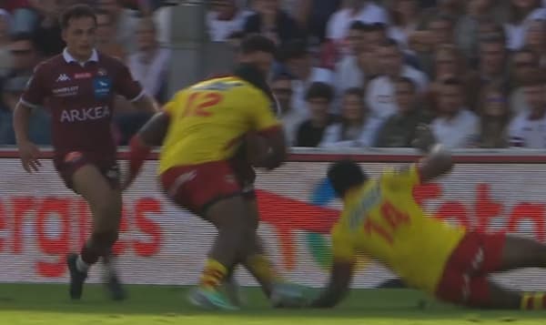 Nicolas Depoortère victime d'un très violent choc à la tête lors du match de Top 14 entre l'UBB et Perpignan, le 12 octobre 2024