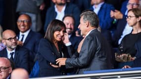 Anne Hidalgo aurait cherché l'appui de Nicolas Sarkozy pour obtenir la vente du Parc des Princes
