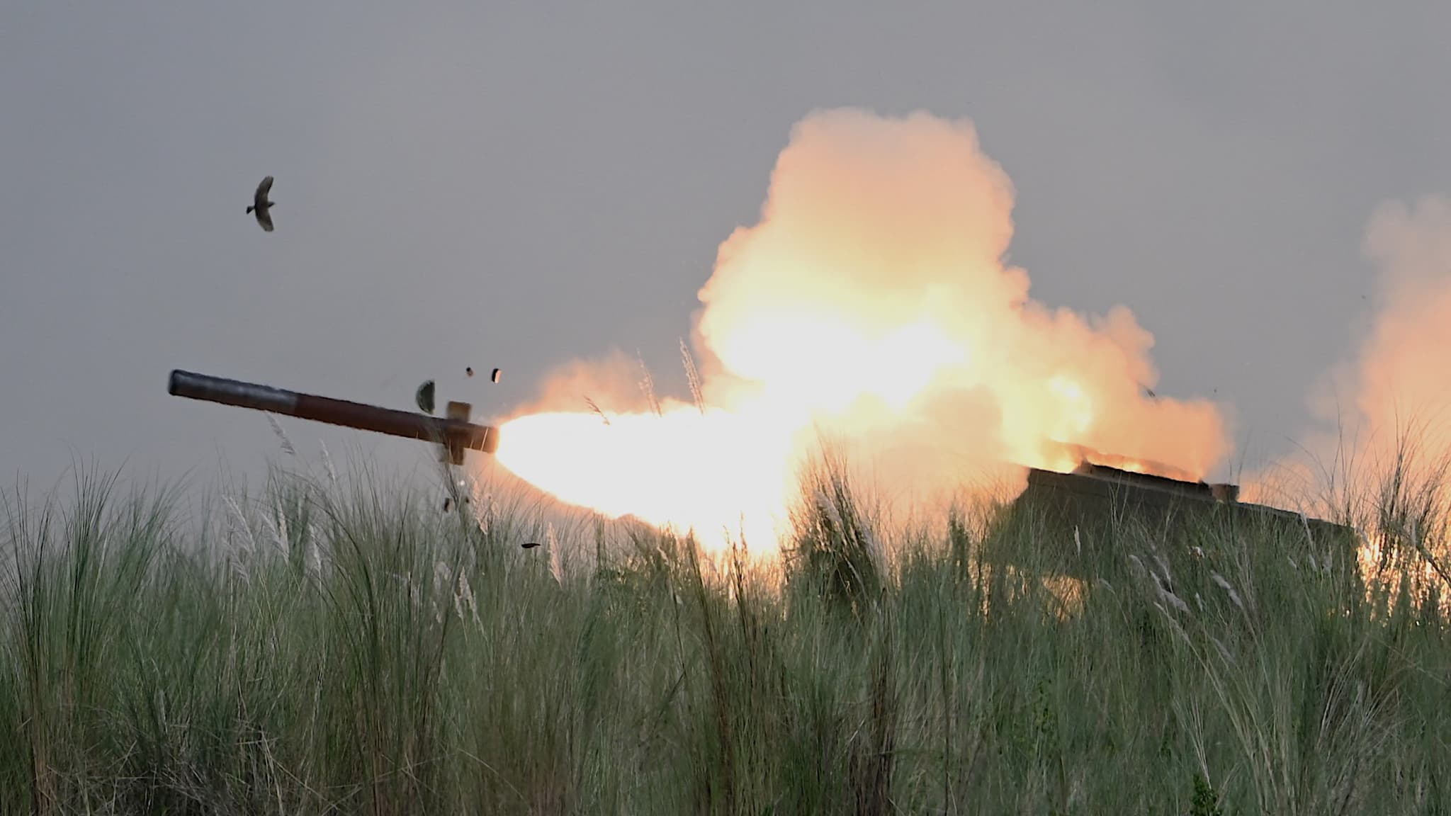 Tir de roquette Himars. (Photo d'illustration) Tir de roquette Himars. (Photo d'illustration)