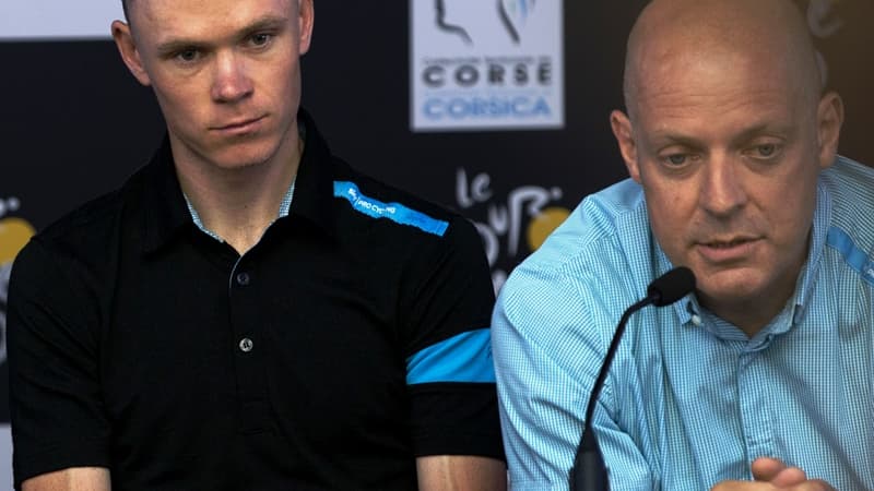Chris Froome, le leader de Sky, et son manager Dave Brailsford