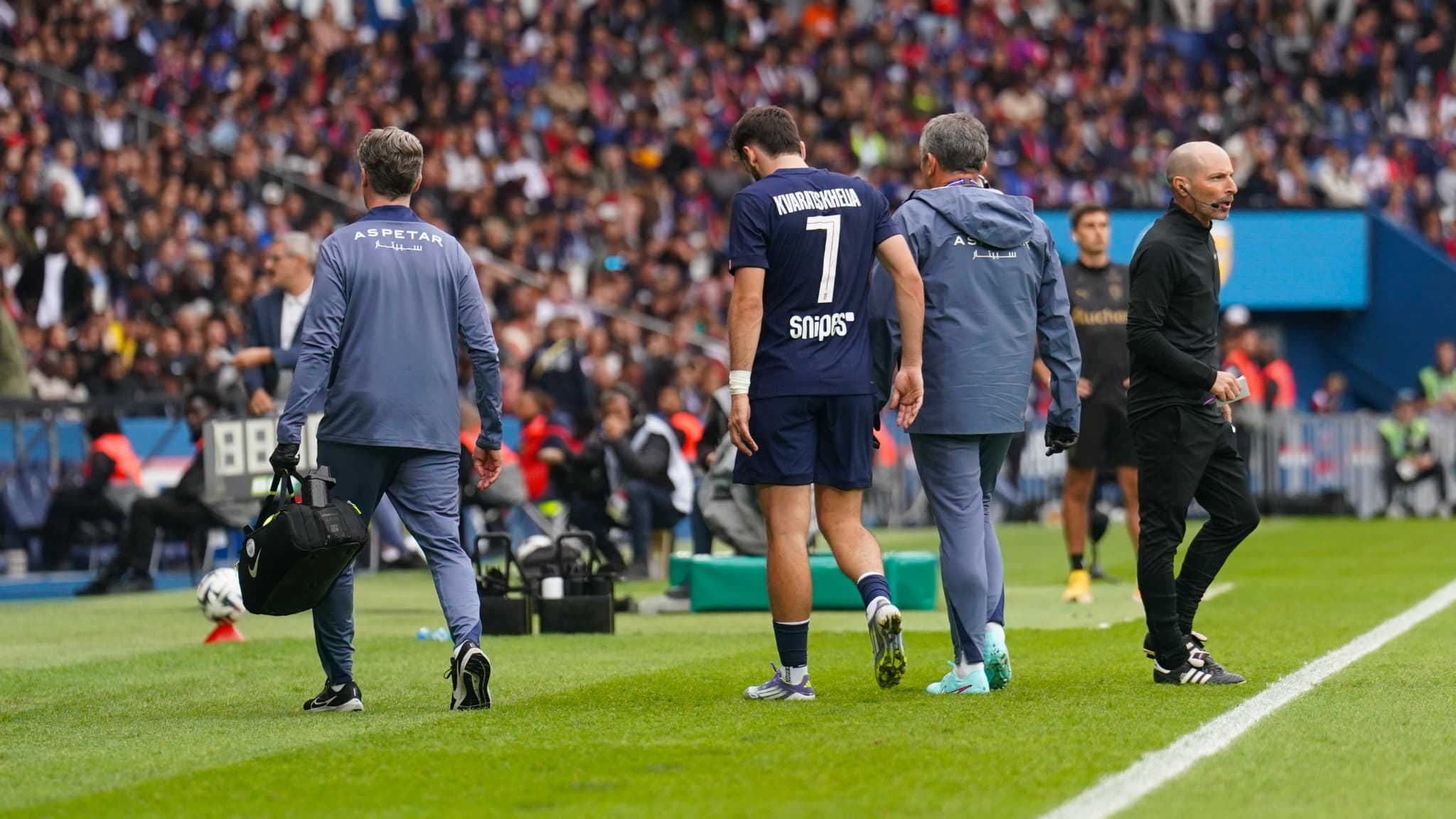 KVARATSKHELIA, BERALDO, KANG-IN LEE: HÉCATOMBE DANS LES RANGS DU PSG AVANT LE DÉBUT DE LA LIGUE DES CHAMPIONS