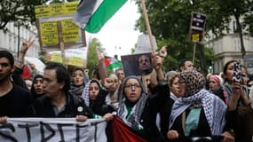 Entre 7.000 et 30.000 personnes ont manifesté dimanche à Paris en faveur de la population de Gaza.