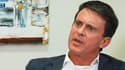 En campagne à Barcelone, Manuel Valls se fait piéger sur le prix du ticket de métro
