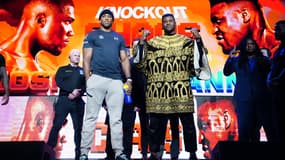 Anthony Joshua et Francis Ngannou en conférence de presse le 15 janvier 2024