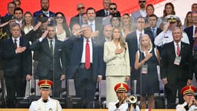 Donald Trump et son épouse Melania assistent à un grand défilé militaire à Washington, le 14 juin 2024