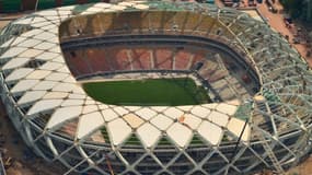 Certains des 12 stades construits ou rénovés pour l’évènement seront peu utilisés par la suite. C’est le cas de l’Arena Amazônia de Manaus, d’une capacité de 46 000 spectateurs alors que l’équipe locale n’évolue qu’en 4ème division.