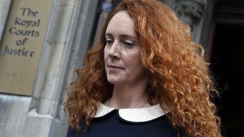 Rebekah Brooks, l'ancienne rédactrice en chef du tabloïd News of the World, a été inculpée d'entrave à la justice dans le cadre du scandale des écoutes téléphoniques qui a éclaboussé la police et la classe politique britanniques. /Photo prise le 11 mai 20