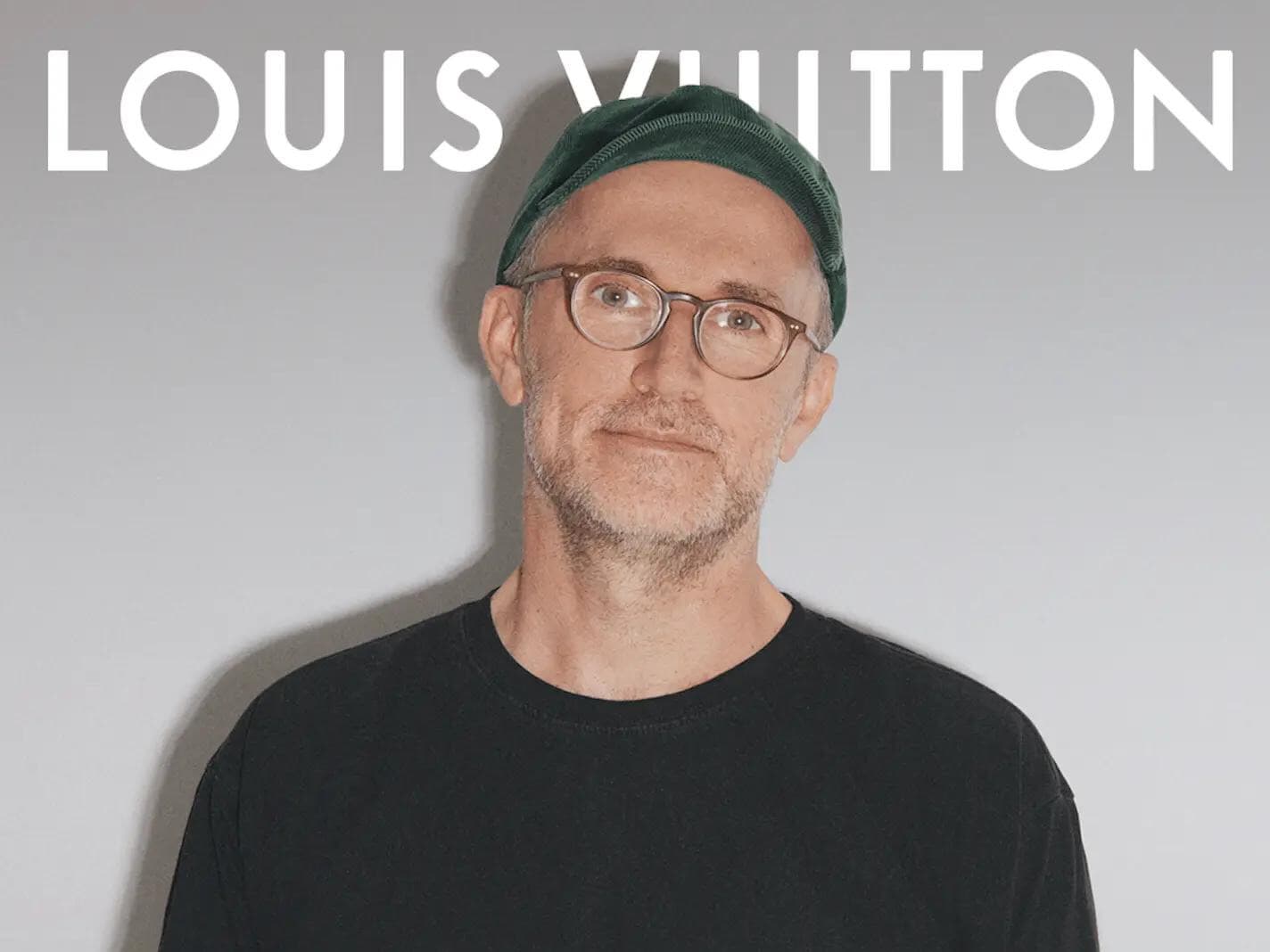 Louis Vuitton lance son premier podcast, animé par Loïc Prigent