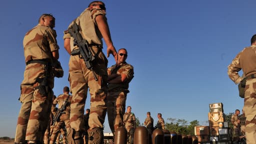 Des soldats français arrivent à Bamako, le 11 janvier dernier.