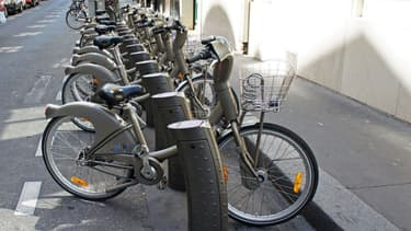 A Paris, la part des trajets à vélo plafonnent à 2% du total, contre 40% à Amsterdam ou Copenhague.