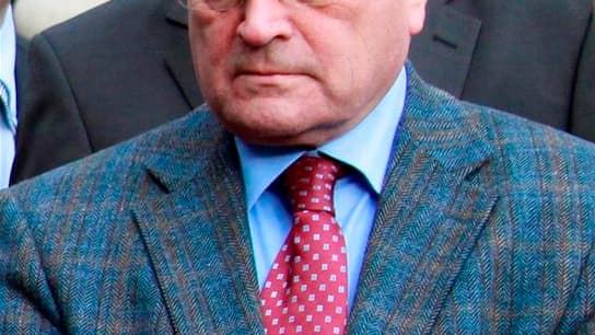 L'UMP a investi un nouveau candidat pour les législatives dans la 10e circonscription du Nord à la place du député sortant Christian Vanneste, à l'origine d'une polémique pour des propos niant la déportation d'homosexuels français pendant la Seconde Guerr