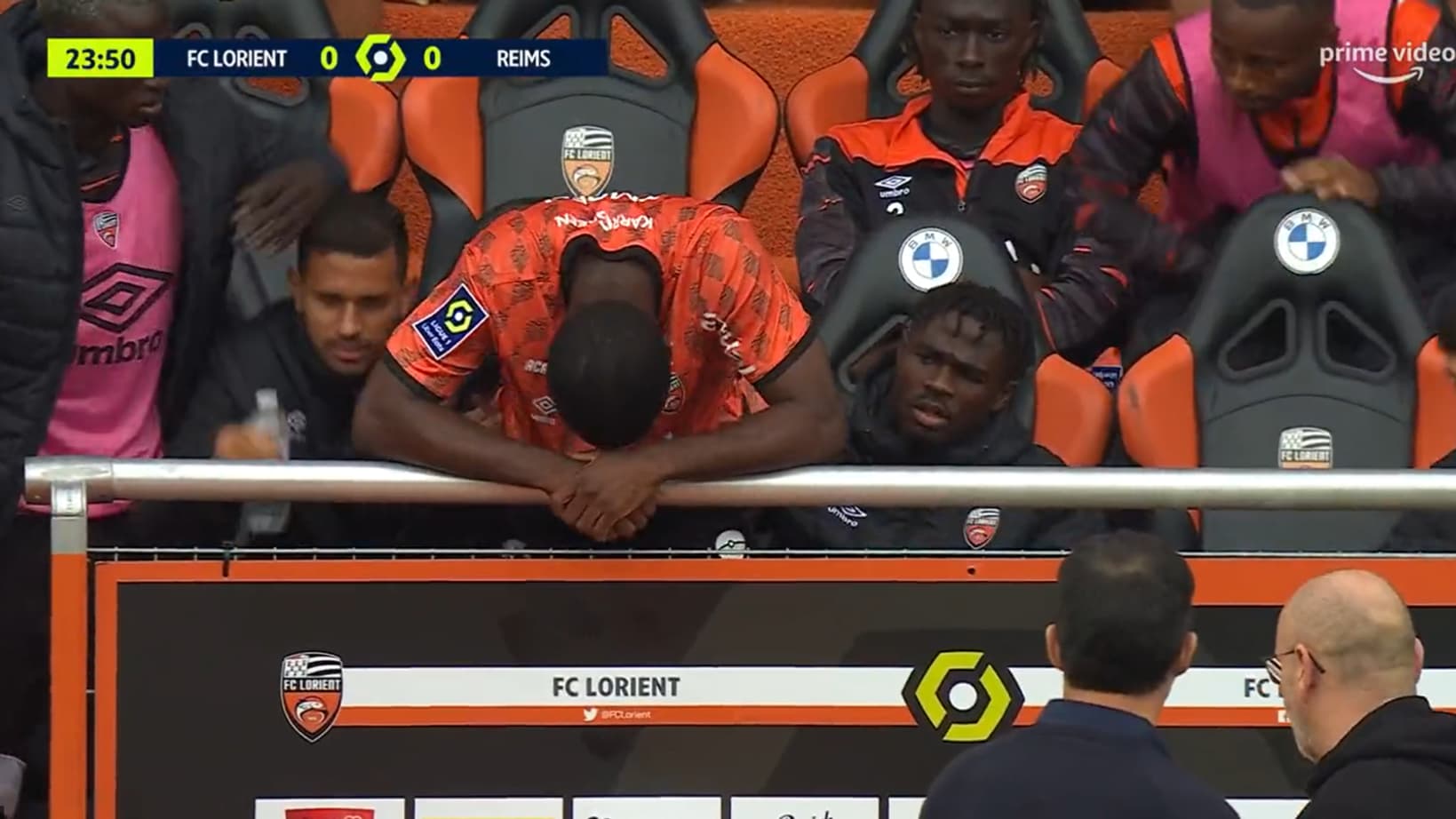 Lorient-Reims : Terem Moffi inconsolable après sa sortie sur blessure