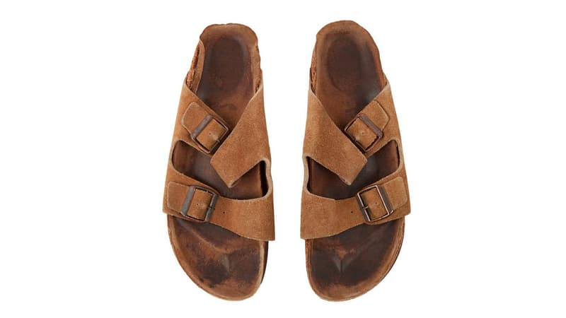 Une vieille paire de sandales Birkenstock portées par Steve Jobs mise aux enchères