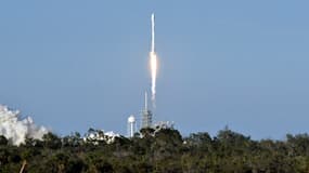 Space X veut organiser des voyages autour de la Lune.