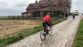 Les femmes de l'équipe Cofidis qui participent au Paris-Roubaix ont reconnu le pavé la semaine dernière avant la course de samedi.