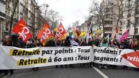 selon la CGT, 20.000 personnes ont défilé à Paris ce mardi