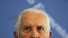 L'écrivain mexicain Carlos Fuentes est mort à l'âge de 83 ans. Son roman "Terra Nostra" avait obtenu en 1977 le prix Romulo Gallegos, la plus haute distinction littéraire d'Amérique latine. /Photo prise le 12 mars 2012/REUTERS/Tomas Bravo