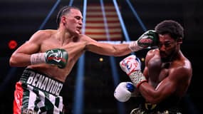 David Benavidez face à Demetrius Andrade 