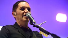 Le chanteur du groupe britannique Placebo, Brian Molko sur la scène du festival Le Printemps de Bourges en 2017.