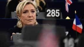 Marine Le Pen au parlement européen à Strasbourg le 26 octobre 2016 