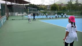 L'association Fête le mur, qui promeut le tennis dans les quartiers défavorisés, a organisé un tournoi à Gap en ce week-end de la Pentecôte. 