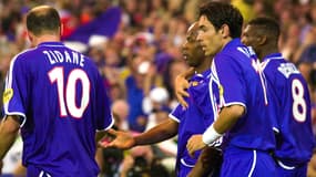 Zinedine Zidane, William Gallas, Robert Pirès et Sylvain Wiltord lors du match France-Italie, le 2 juillet 2000