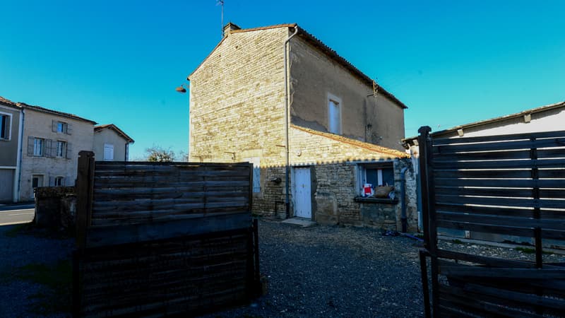 La maison où Leslie Hoorelbeke, 22 ans, et Kevin Trompat, 21 ans, ont été vus pour la dernière fois.