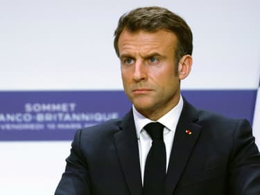 Emmanuel Macron lors d'une conférence de presse à l'Élysée avec le Premier ministre britannique Rishi Sunak, le 10 mars 2023