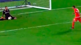 Bendrix Parra manque sa panenka.