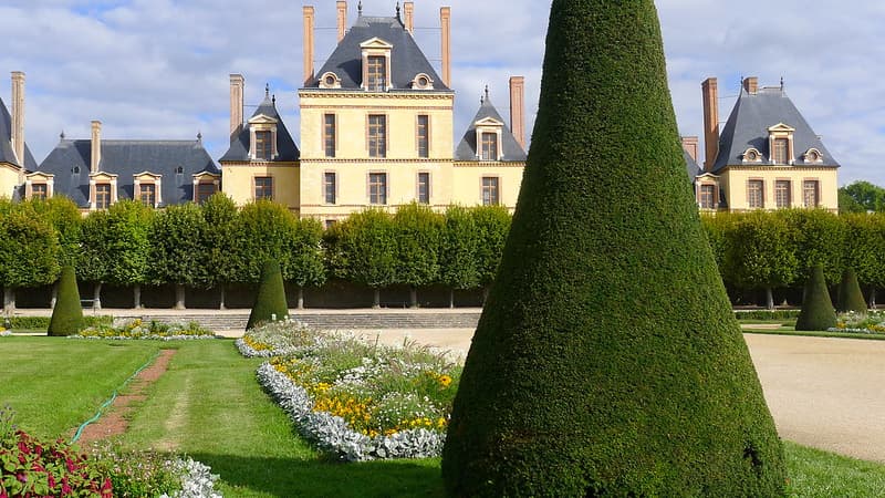 Le château de Fontainebleau.