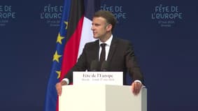 Emmanuel Macron: "Nous ne faisons pas la guerre à la Russie et à son peuple, nous, Européens, nous voulons la paix" 