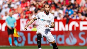 Nemanja Gudelj avec le FC Séville.