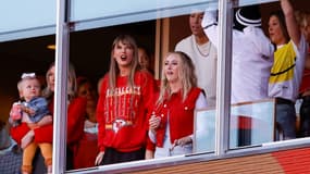 Taylor Swift lors de la rencontre de NFL entre Kansas City et les Los Angeles Chargers, le 22/10/2023
