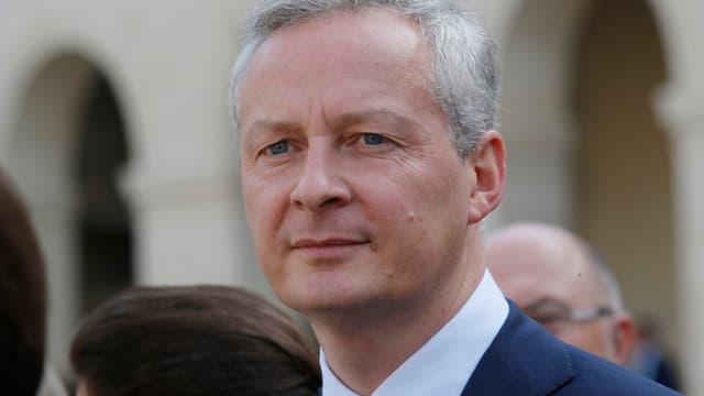 Le ministre de l'économie s'est dit "navré" de la situation de son ancienne famille politique.