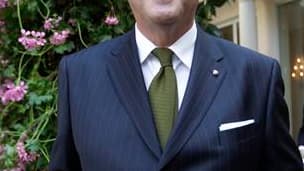 Didier Le Calvez, directeur du Bristol, à Paris. Pour la première fois en France, la distinction "palace" a été décernée jeudi à huit hôtels classés cinq étoiles remplissant des critères faisant d'eux des parangons de luxe à la française. /Photo prise le