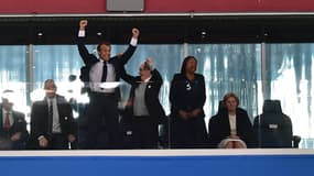 Emmanuel Macron et Laura Flessel à Saint-Pétersbourg, avec le président de la Fédération française de football, Noël Le Graët. 