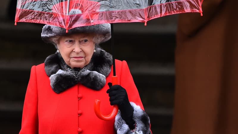 La reine Elizabeth II, le 25 décembre 2015. 