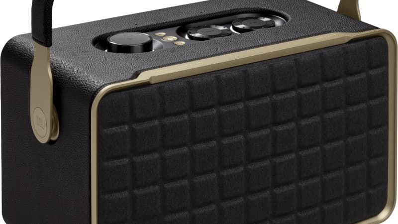 JBL Authentics 300