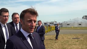 Emmanuel Macron lors d'un point presse en marge du salon du Bourget le 20 juin 2025